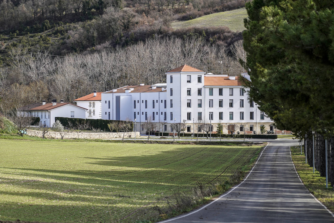 La residencia de Cucho lidia con un brote que lastra las estadísticas del virus en Treviño.