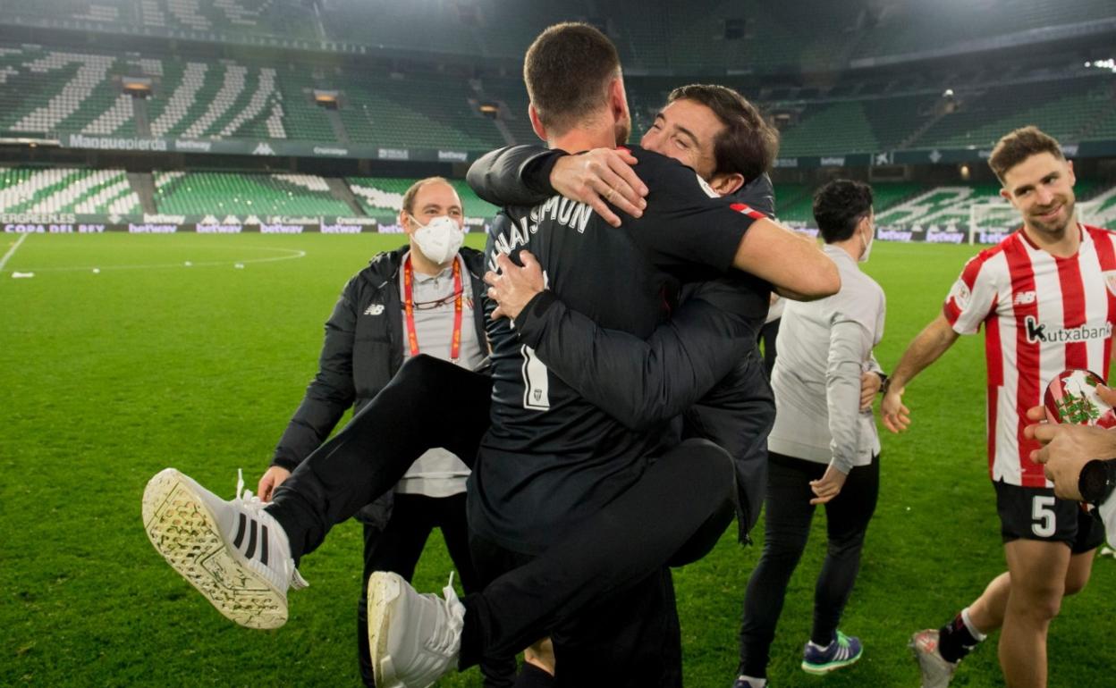 «La flor de Marcelino adorna Ibaigane, pero nos va a matar»