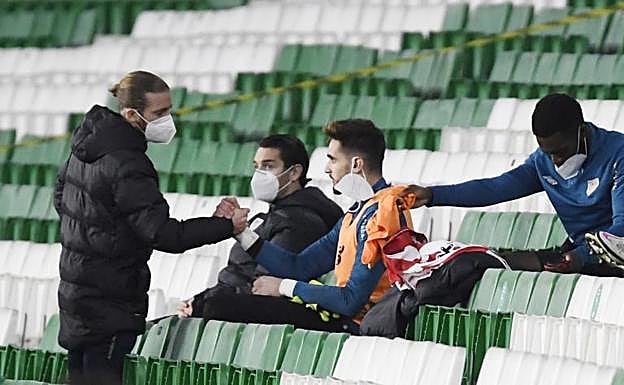 Muniain, con molestias musculares, duda para el partido ante el Valencia