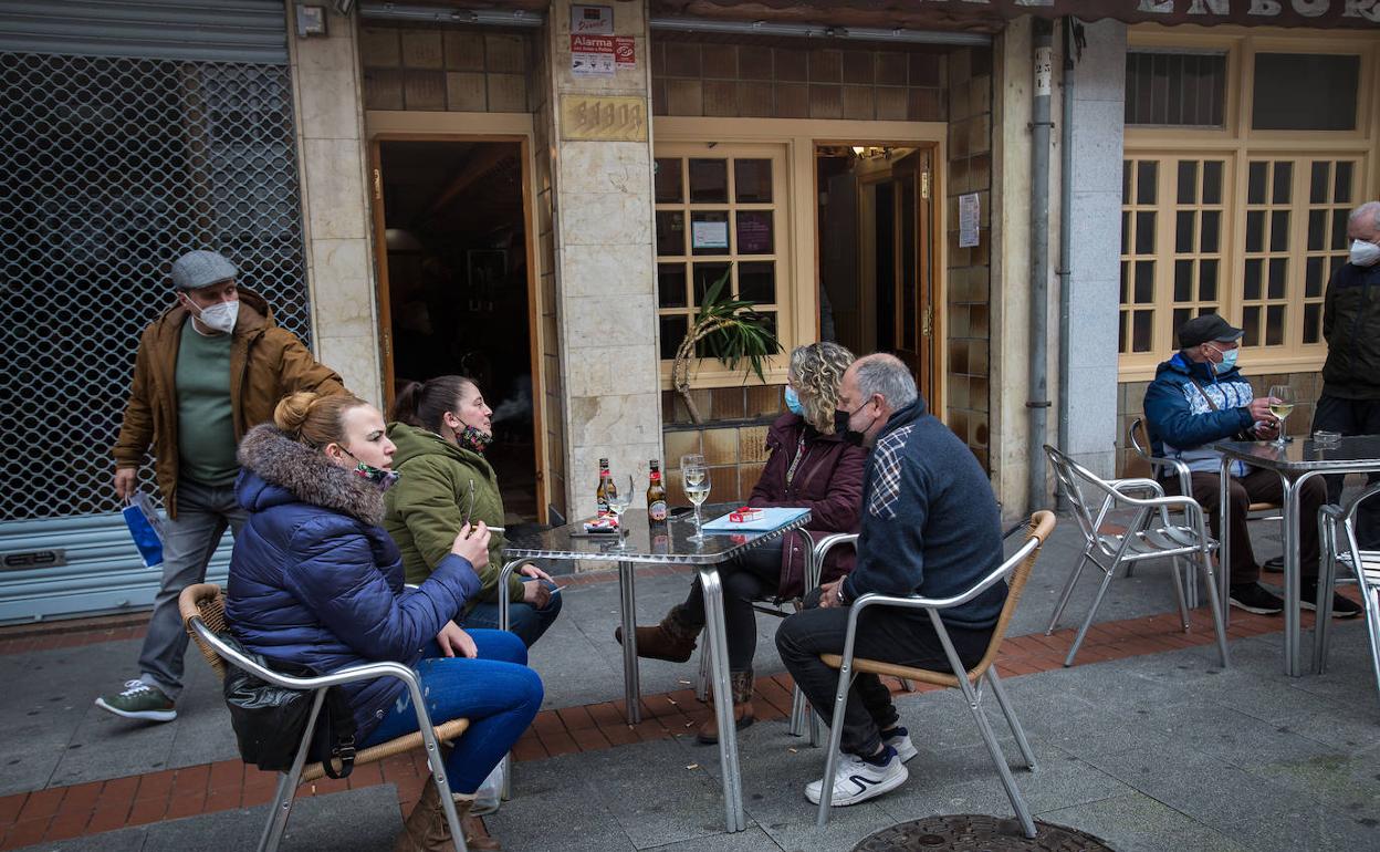 Hostelería en Bizkaia: ¿En qué 40 municipios pueden reabrir sus bares y restaurantes?