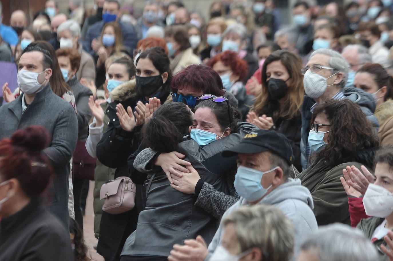 Fotos: Concentración para condenar el asesinato machista en Sestao