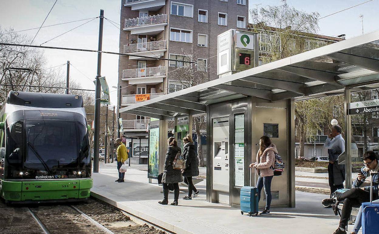 La última extensión del tranvía ha sido la del ramal que lleva hasta el campus universitario. 