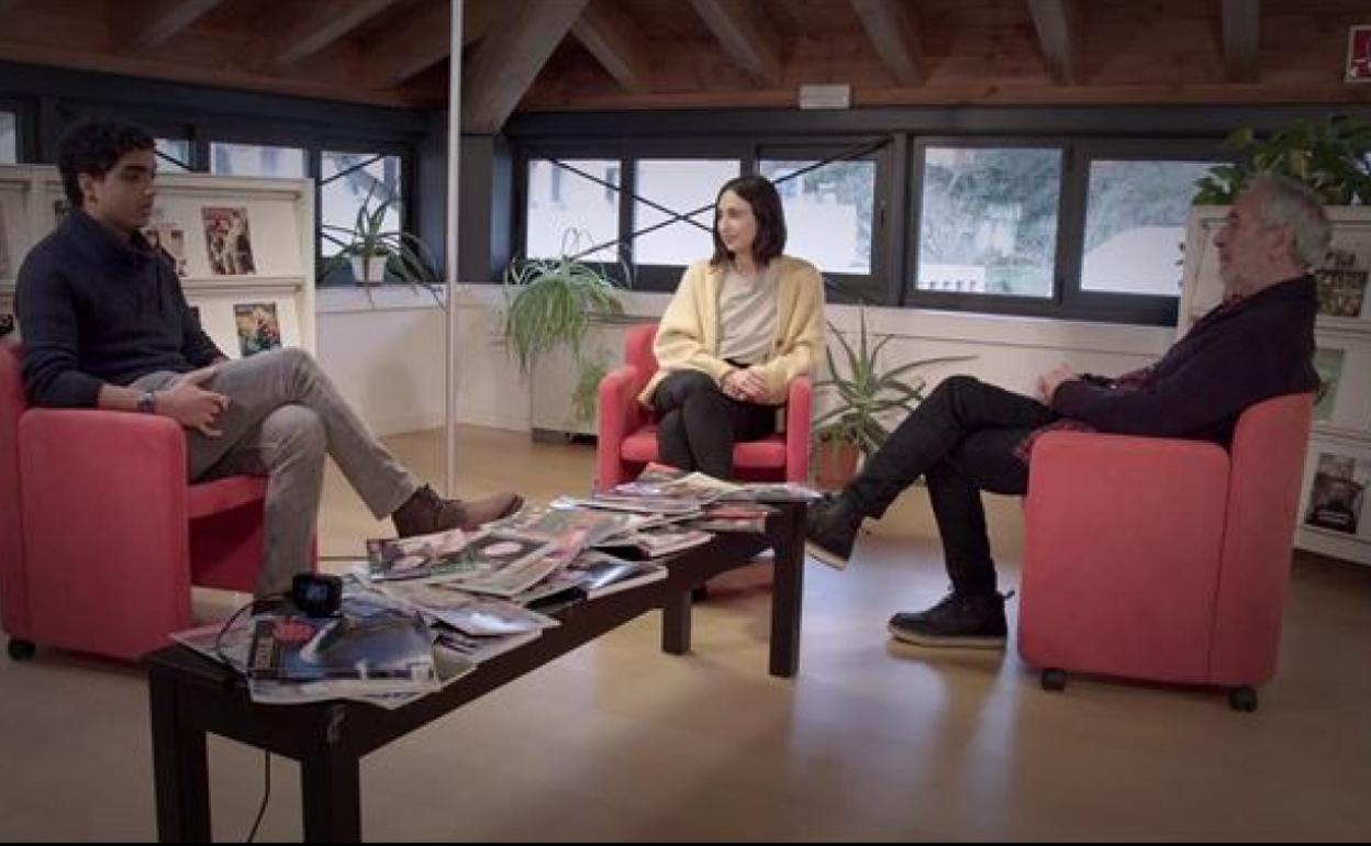 Bertsolari aldizkariak 30 urte, ETB 1eko 'Hitzetik Hortzera' saioan