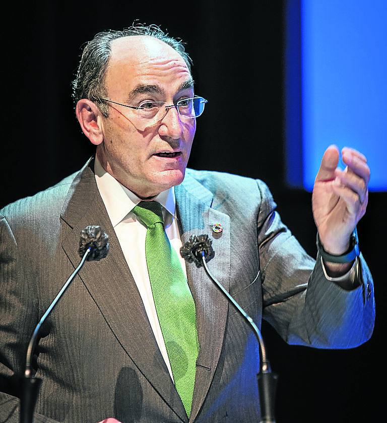 Ignacio Galán en la entrega de los Premios Euskadi Avanza 2021.