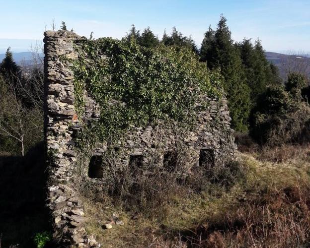 Ruinas de una fortificación. 