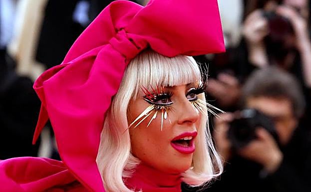 Lady Gaga recupera sanos y salvos los dos perros que le robaron