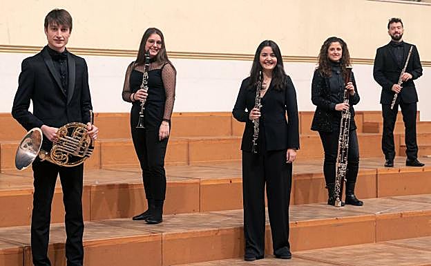 Imagen principal - Zur Boskotea; Ander Perrino y Rodrigo Bauzá y Jon Olaberria. 