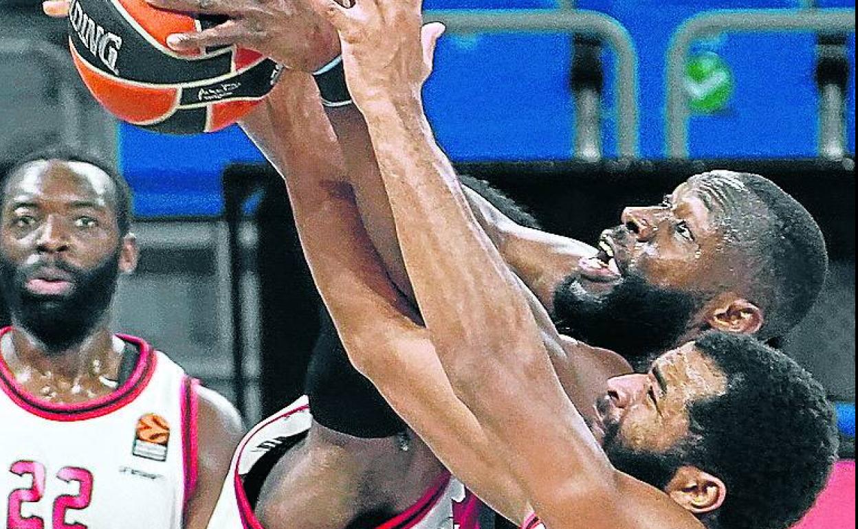 ¿Debe el Estado acudir al rescate de la ACB?