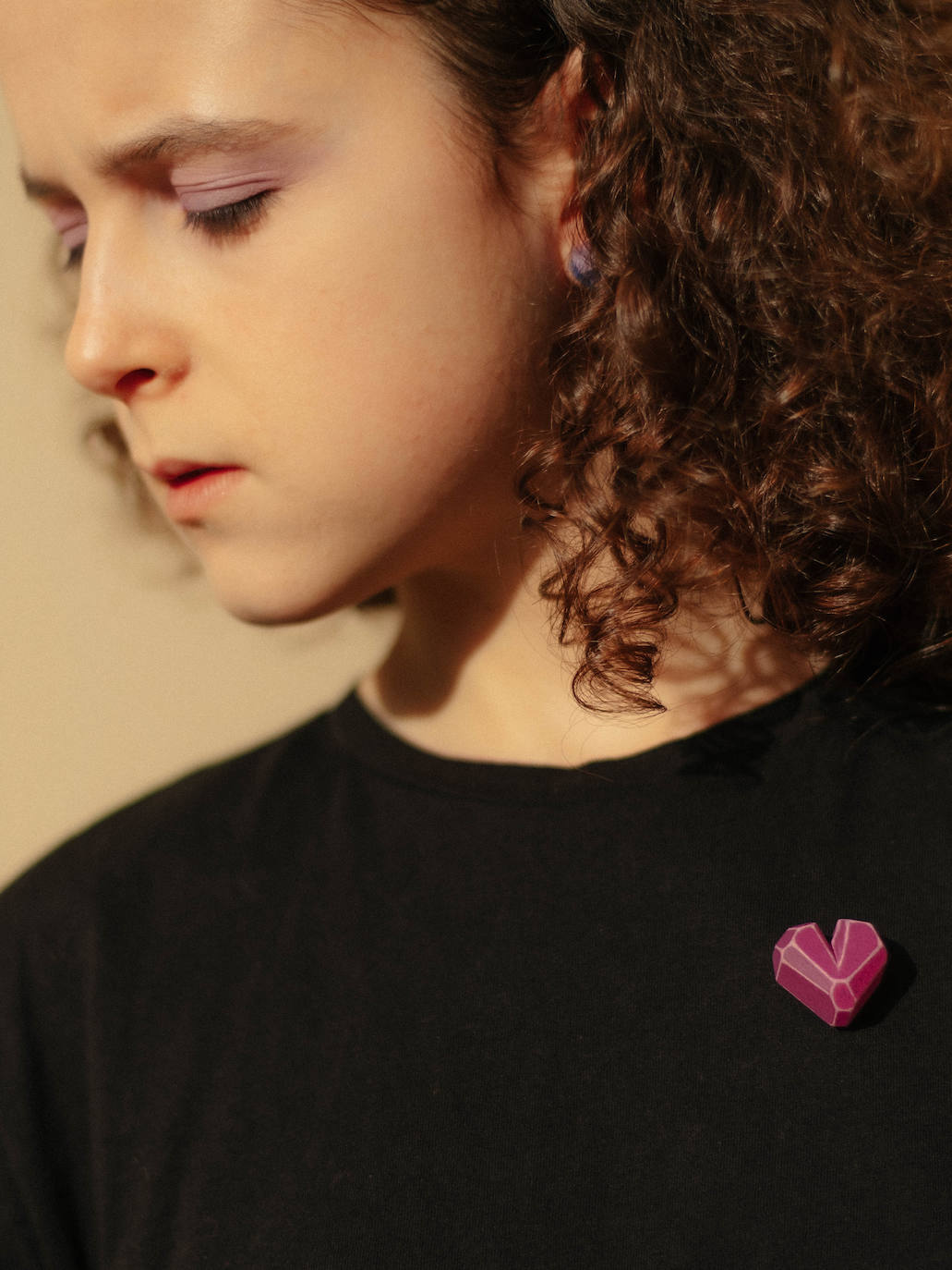 Fotos: Una creadora abre en su taller de Solokoetxe una exposición que protagonizan las mujeres del barrio