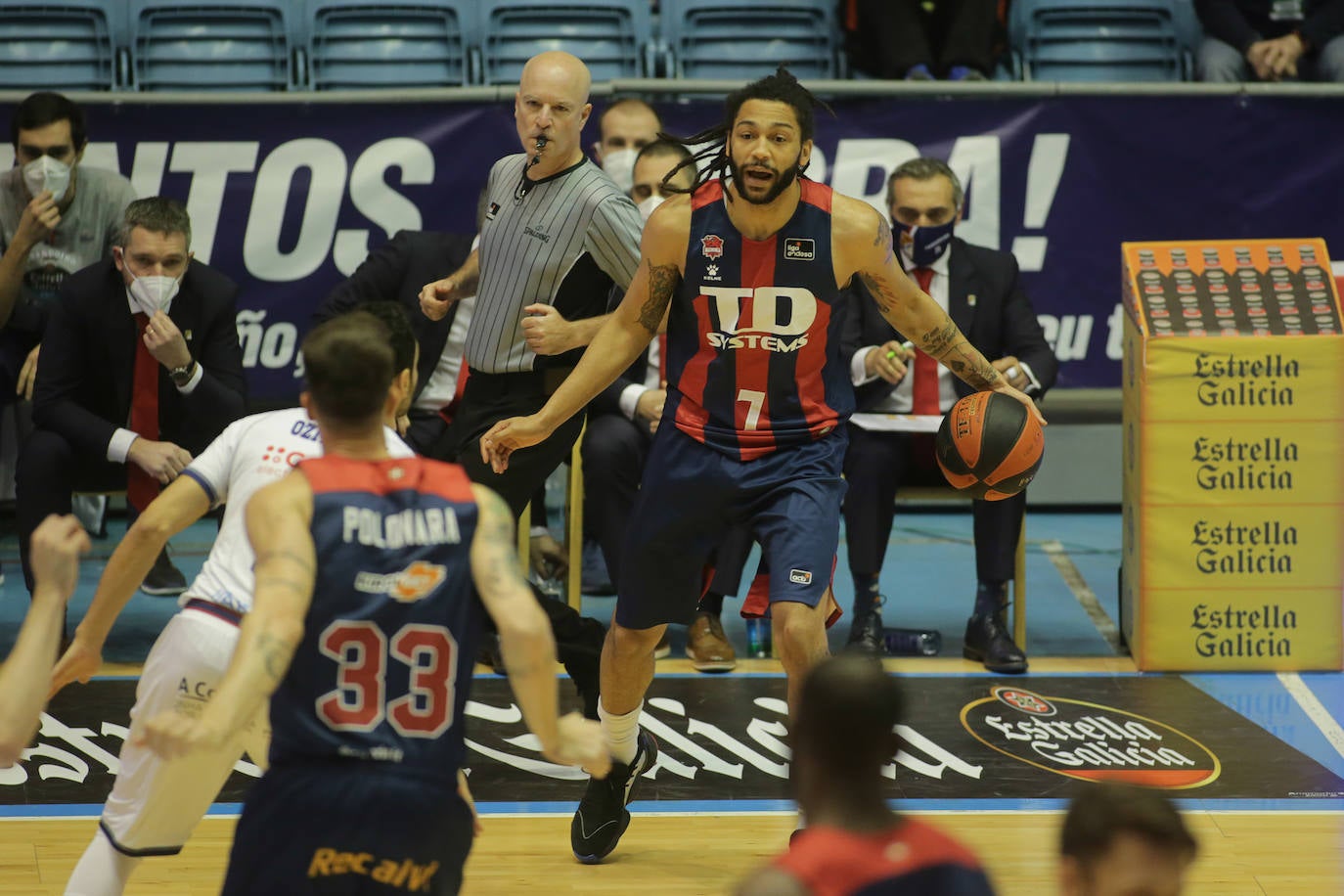 Fotos: Las mejores imágenes del Obradoiro - TD systems Baskonia de la ACB