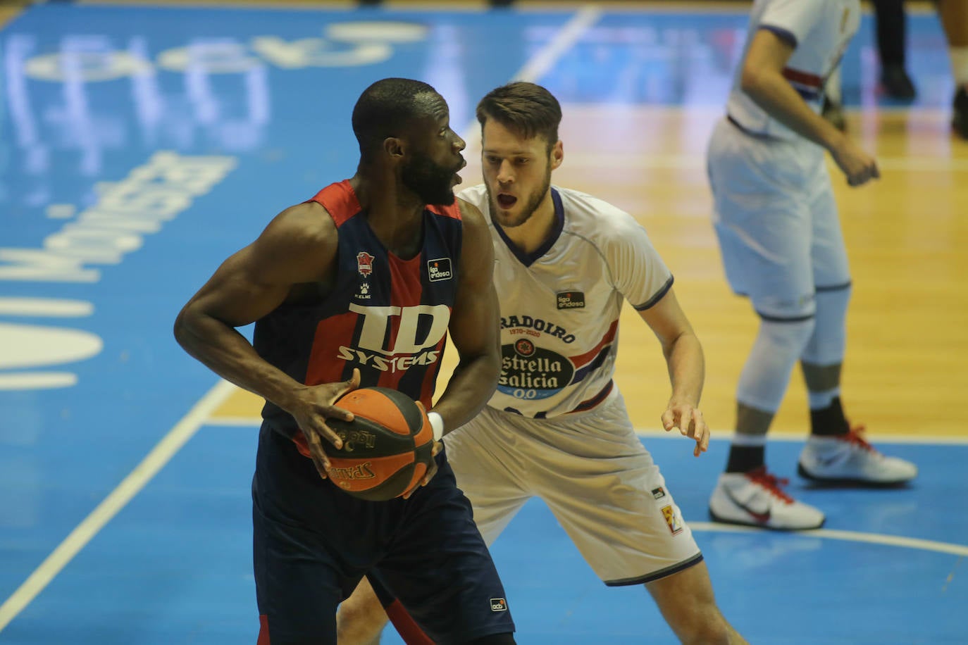 Fotos: Las mejores imágenes del Obradoiro - TD systems Baskonia de la ACB