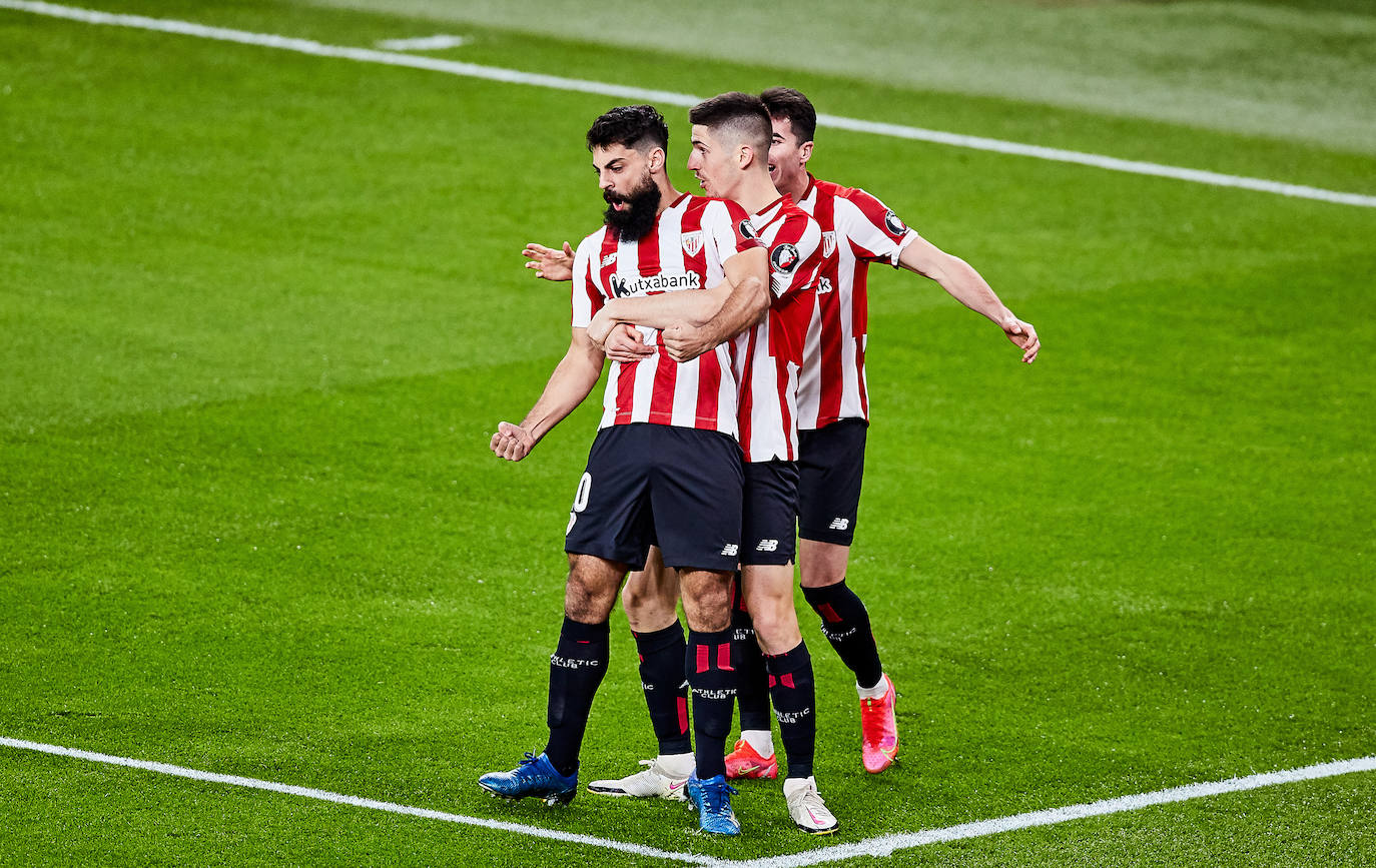 Fotos: Las mejores imágenes del Athletic - Granada