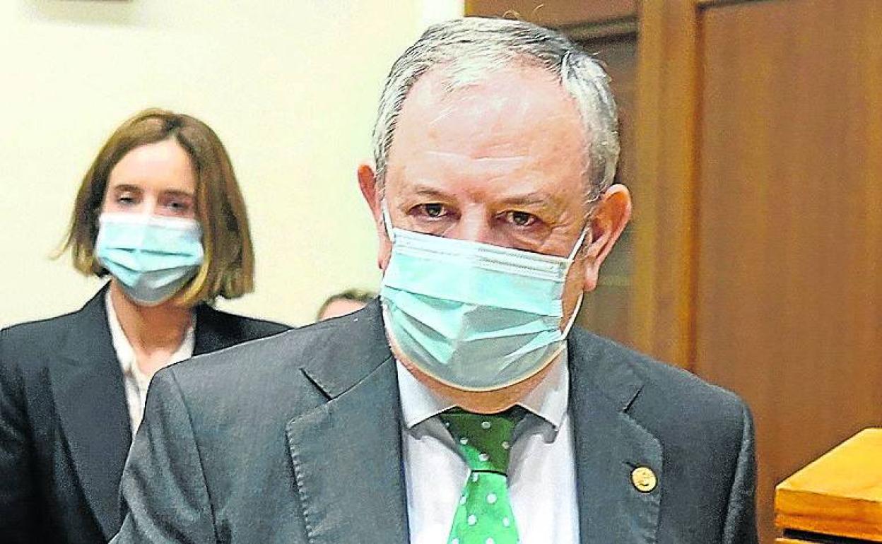 Pedro Azpiazu, consejero de Hacienda y Economía. 