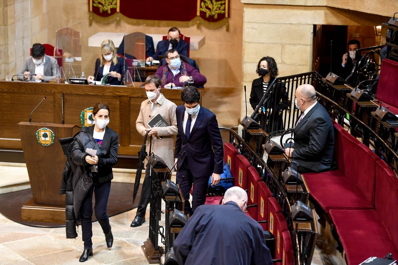 Fotos: Rementería presenta su nuevo equipo en la Juntas Generales de Gernika