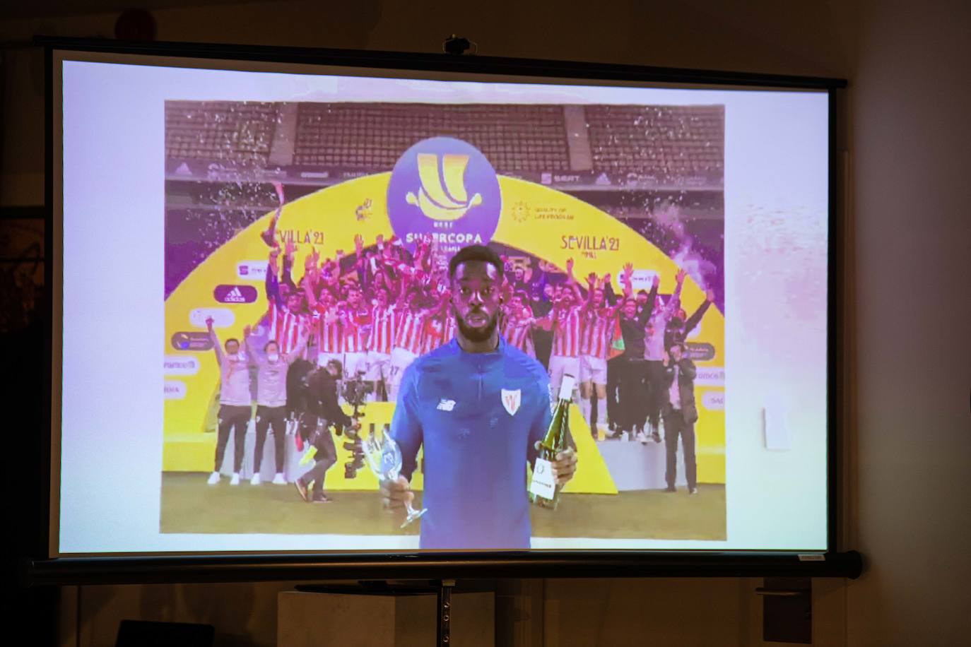 Fotos: Acto de presentación del Txakoli de Bakio