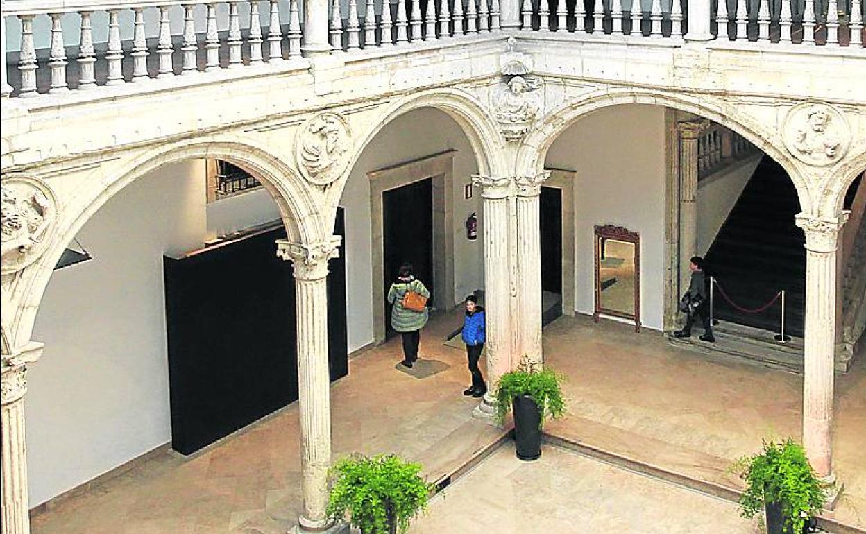 Visitas guiadas en el patio de Escoriaza-Esquível. 