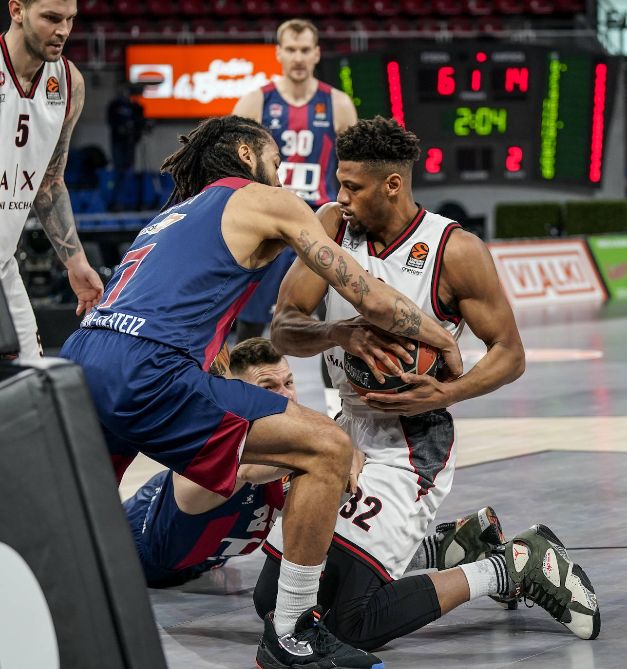 Fotos: Las mejores imágenes del Baskonia - Milán