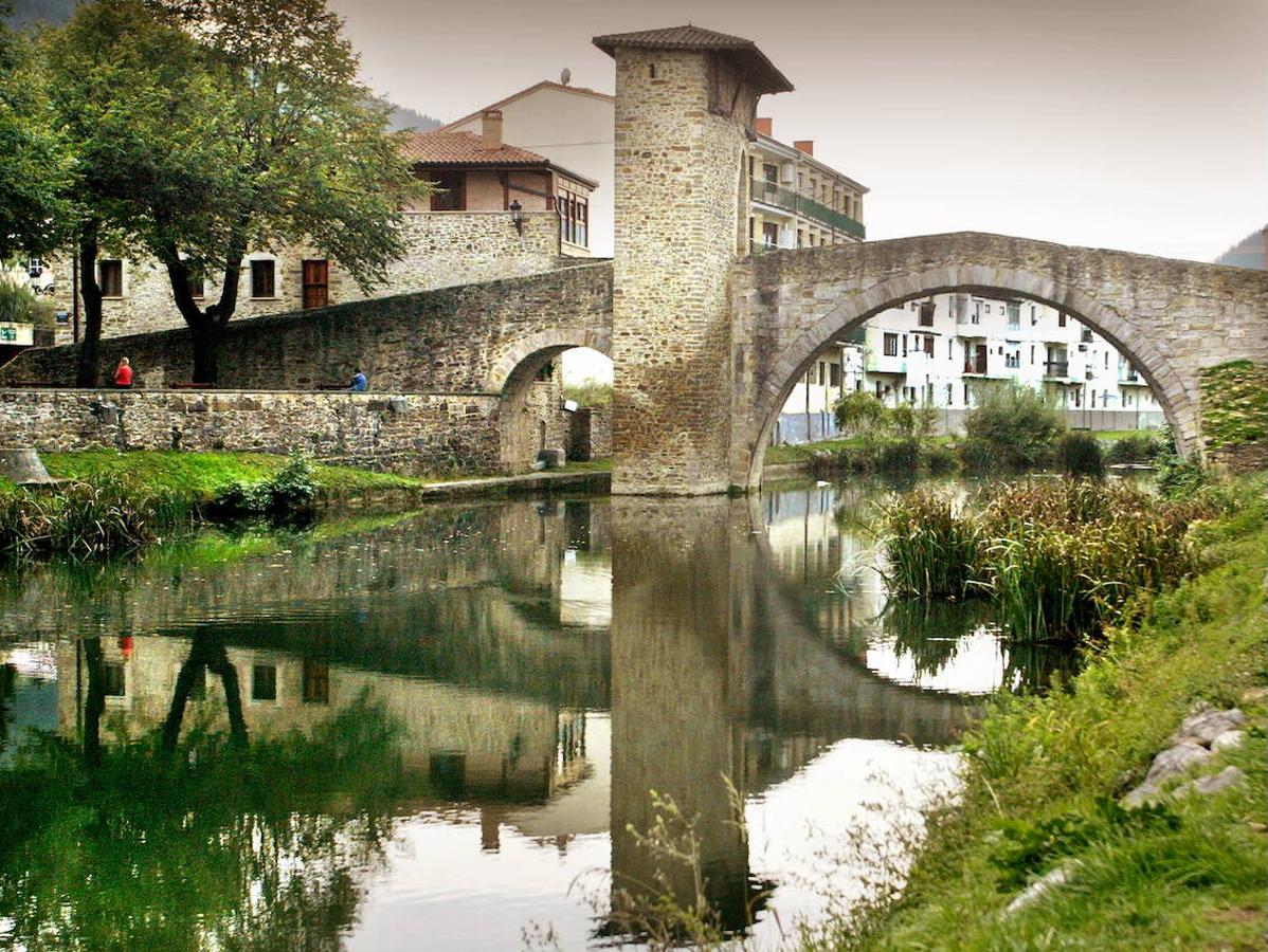 Puente de Balmaseda.