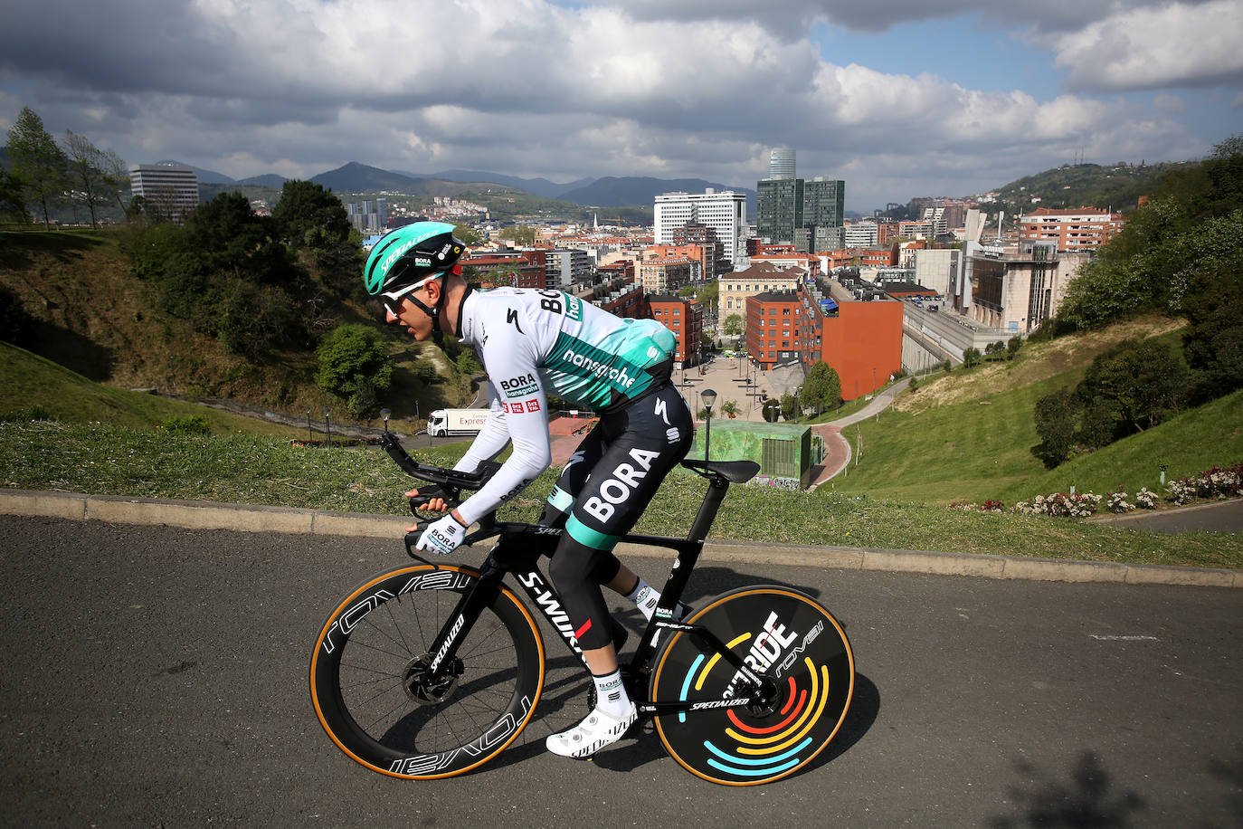 Fotos: La Itzulia echa a andar