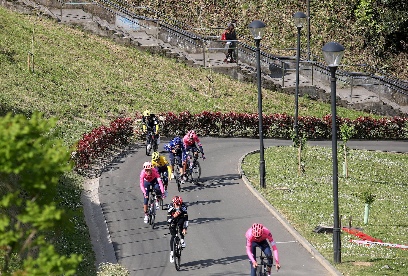 Fotos: La Itzulia echa a andar