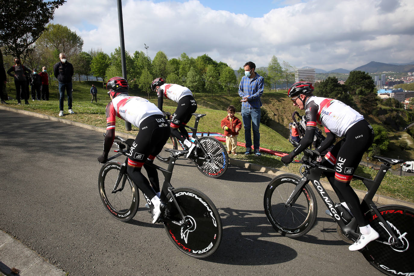 Fotos: La Itzulia echa a andar