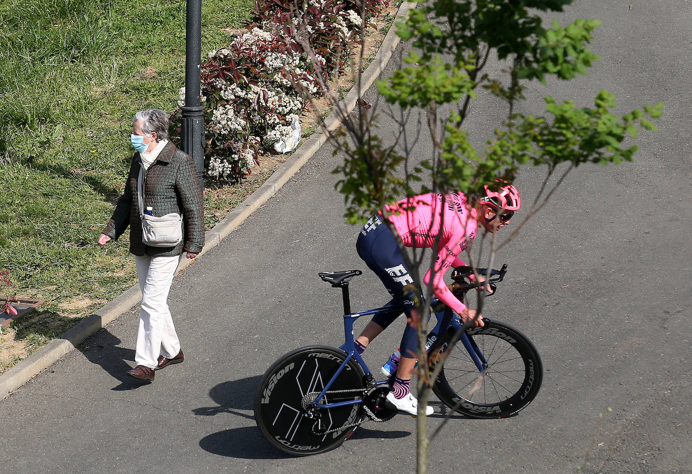 Fotos: La Itzulia echa a andar