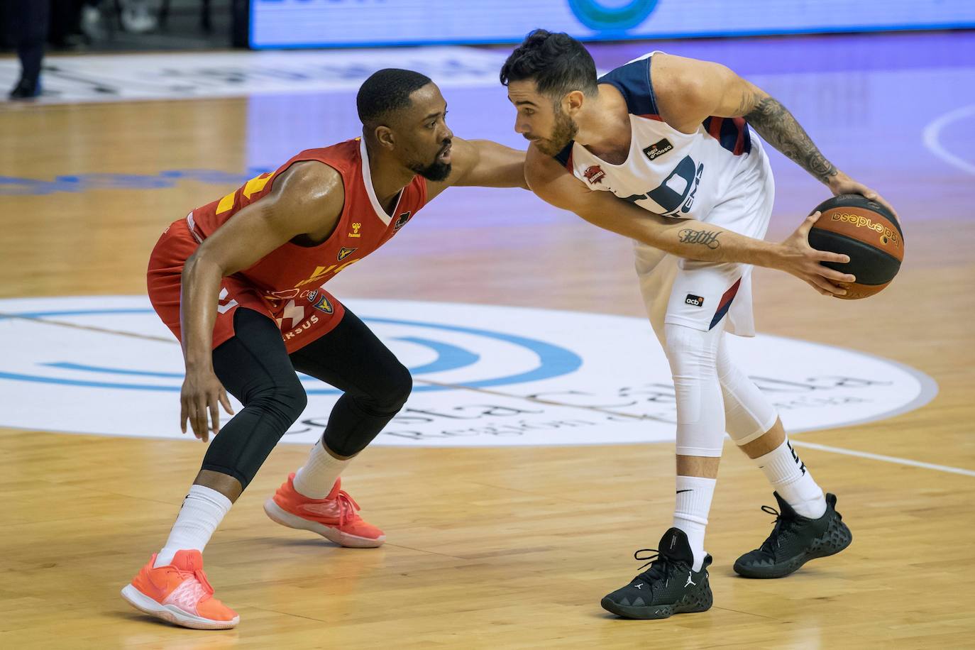 Fotos: El UCAM Murcia - Baskonia, en fotos