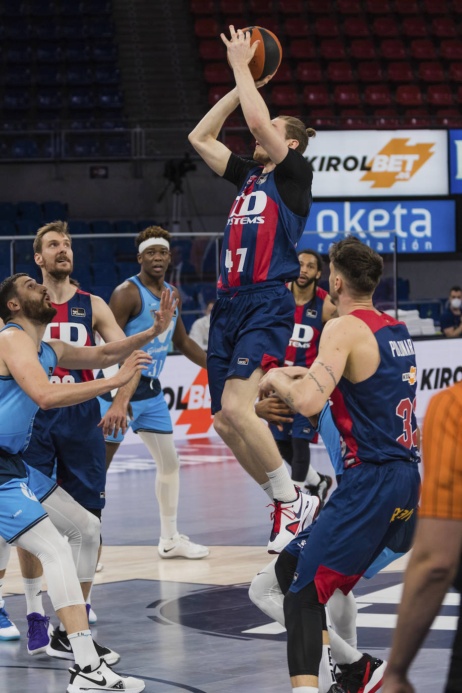 Fotos: Las mejores fotos del Baskonia - Estudiantes