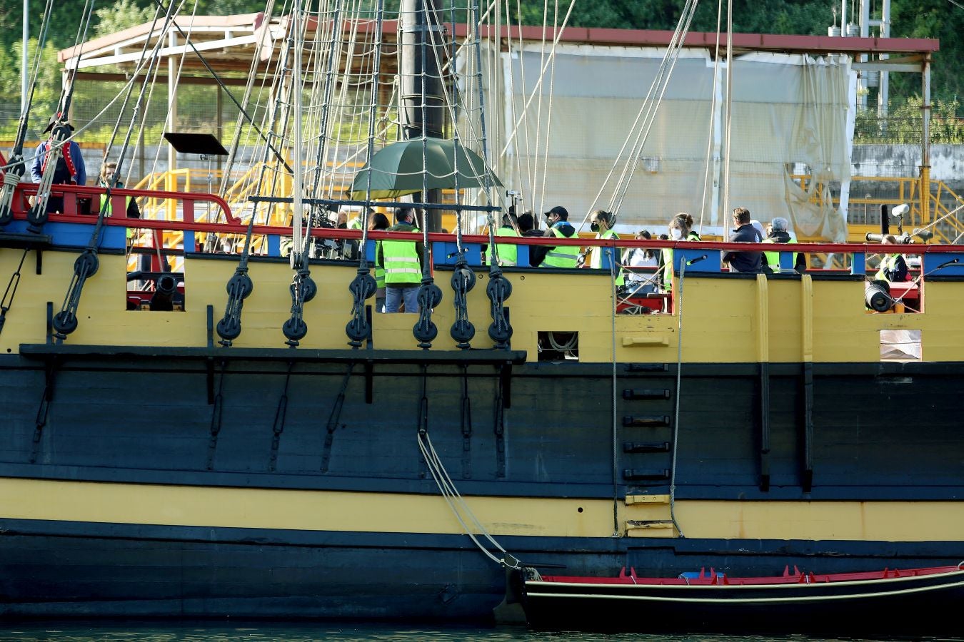 Fotos: Amenábar libra una batalla naval en Pasaia