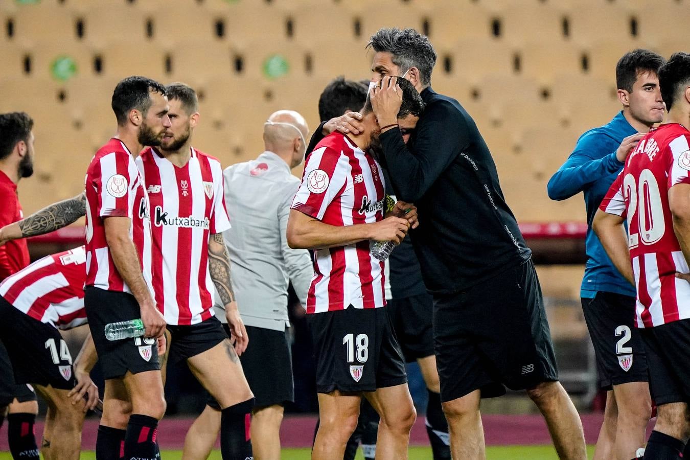 Fotos: Las mejores imágenes de la final de copa entre el Athletic y el Barcelona