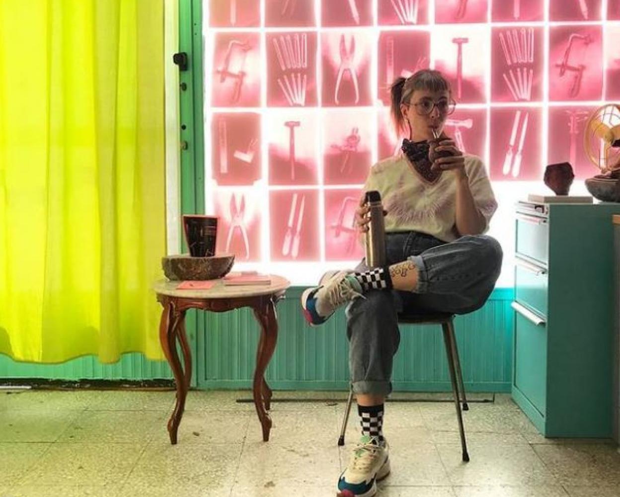 La diseñadora Eva Burton expondrá sus joyas contemporáneas.