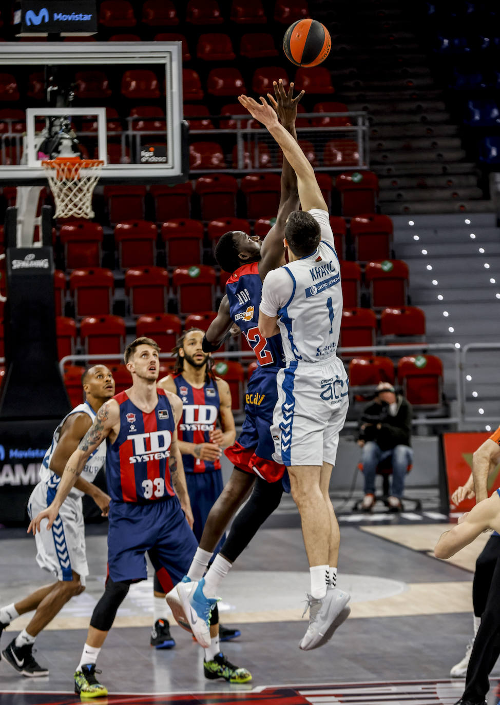 Fotos: Las mejores imágenes del Baskonia - San Pablo Burgos