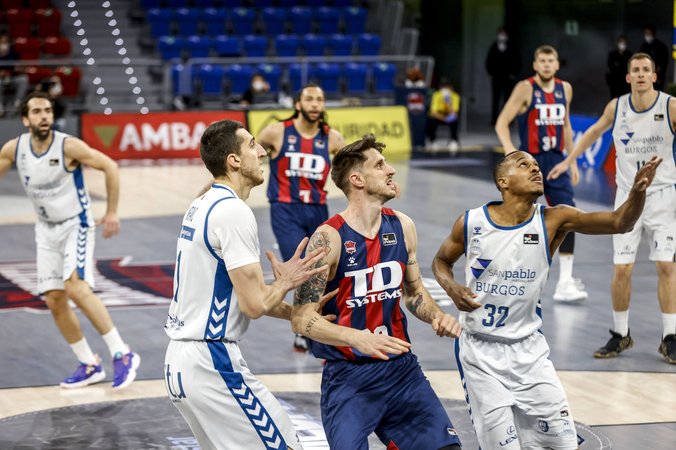 Fotos: Las mejores imágenes del Baskonia - San Pablo Burgos