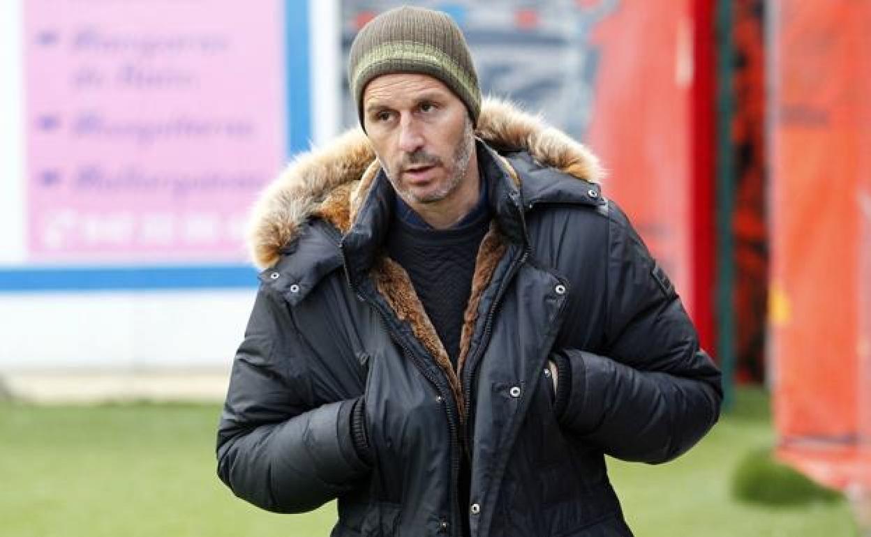 Barakaldo CF: Luaces: «Es una losa enorme pensar que tienes que ganar tantos partidos»