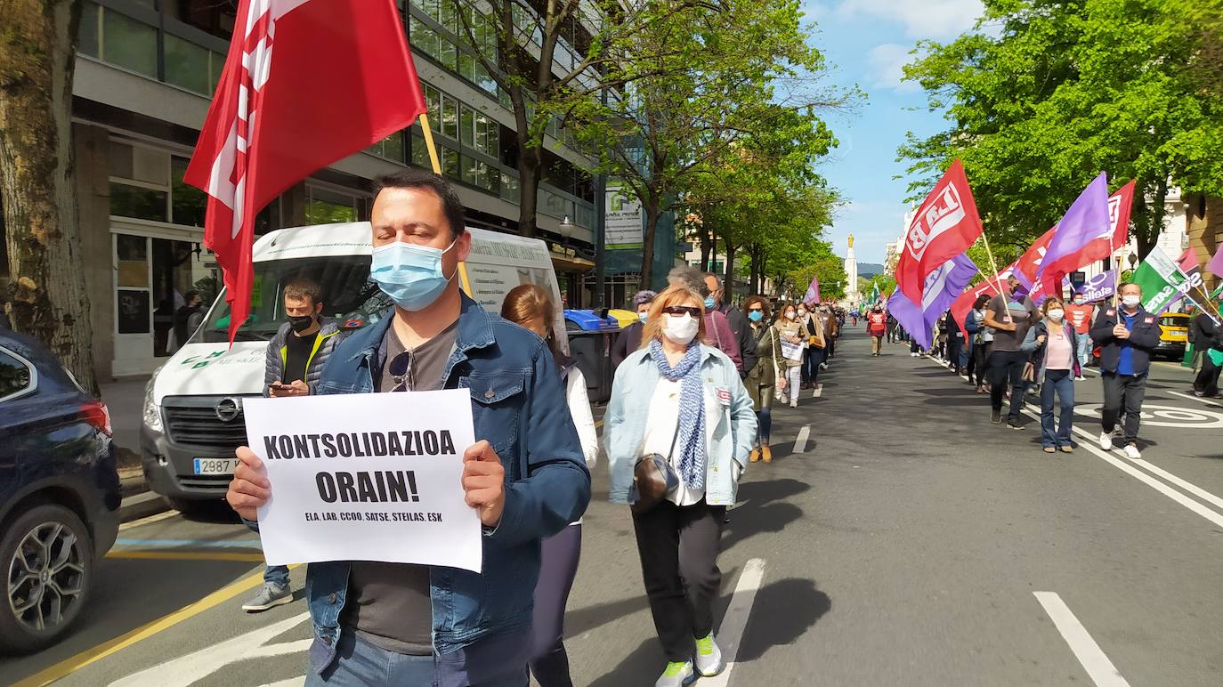 Los manifestantes han reclamado la consolidación del empleo en el sector público.