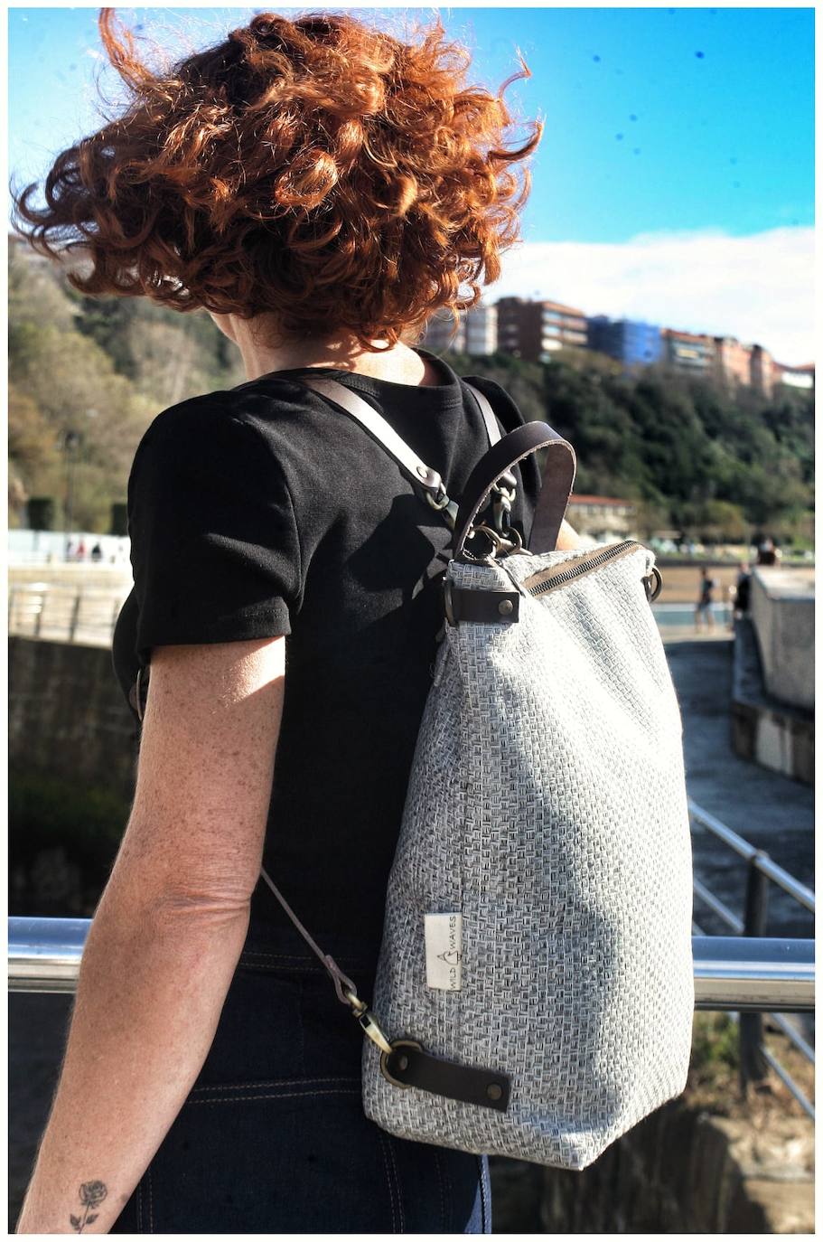 Fotos: De elaborar fundas para tablas de surf en el Puerto Viejo de Getxo a fundar su firma de bolsos artesanos