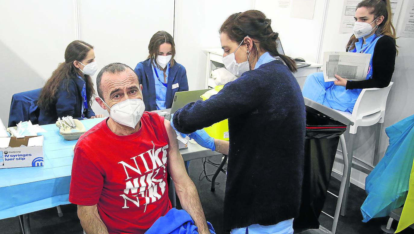 Euskadi logrará la inmunidad de grupo en agosto tras vacunar a los mayores de 34 años
