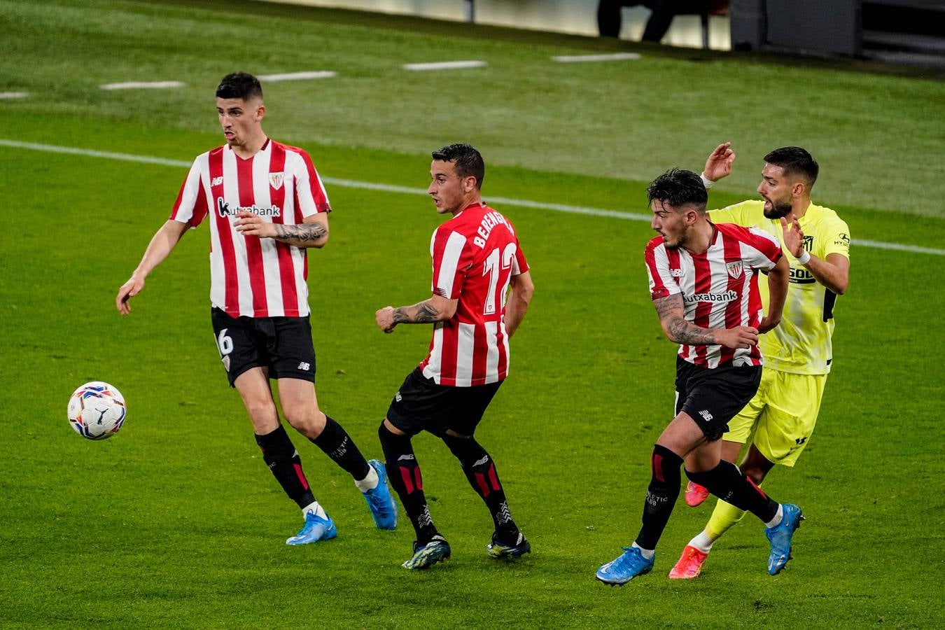 Fotos: Las mejores imágenes entre el Athletic y el Atlético de Madrid
