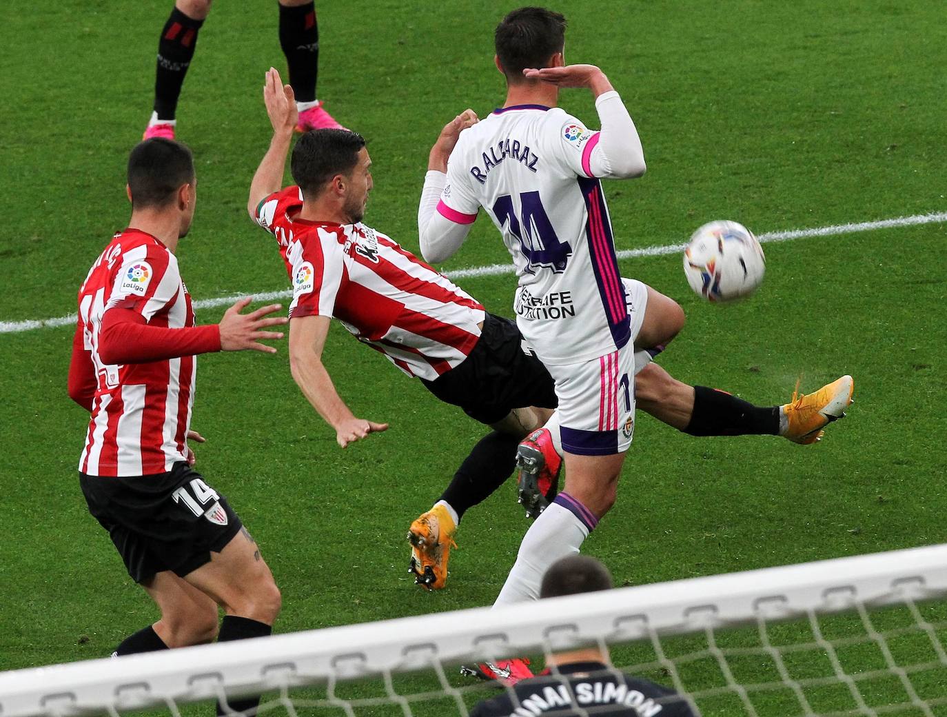 Fotos: Las mejores imágenes entre el Athletic y el Valladolid