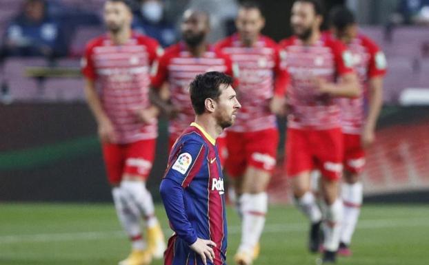 El Granada revienta la Liga en el Camp Nou