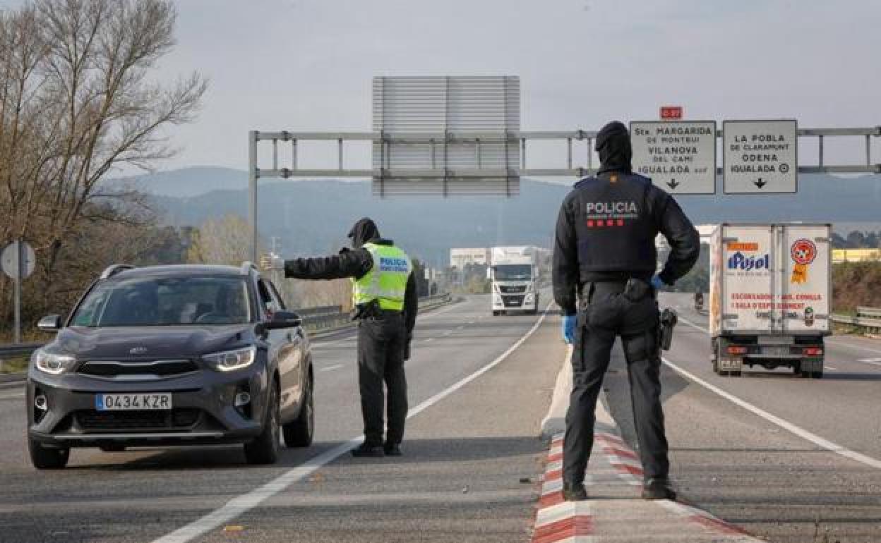 Cataluña prepara un decreto para aplicar el toque de queda cuando decaiga el estado de alarma