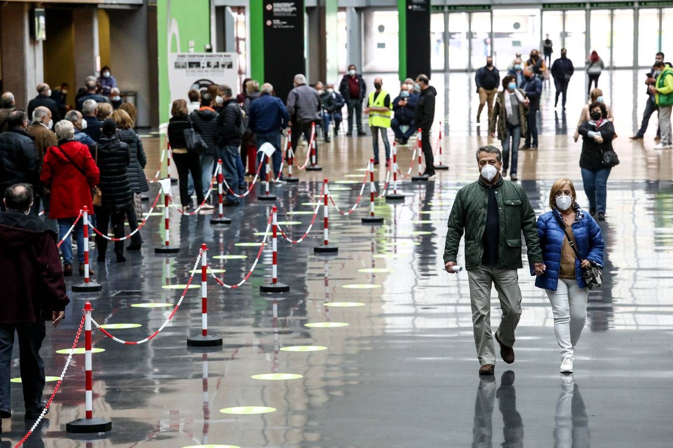 Fotos: Vacunación masiva en el BEC