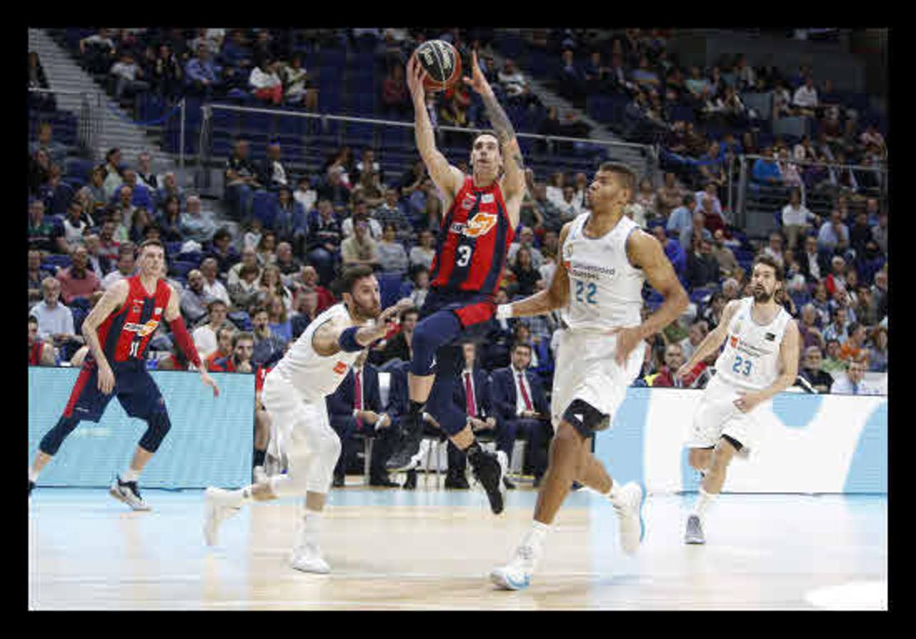 El Baskonia alcanzó la final de la ACB, con el argentino como uno de sus referencias ofensivas. Mucho descaro para explotar su vena anotadora.