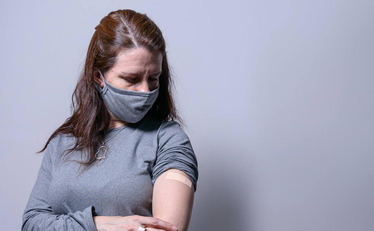 Hauexek apositu biobateragarriak izango dira, baita xurgatzaileak izan ere. 