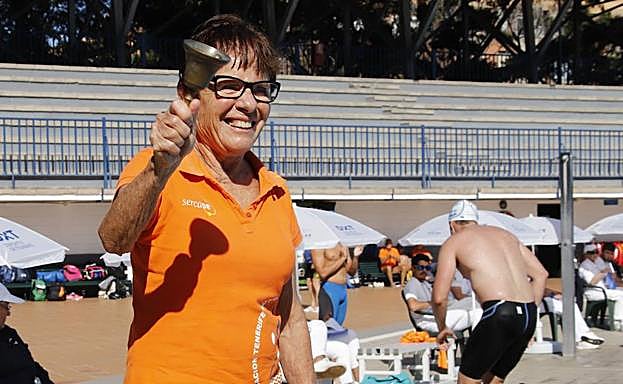 Rodríguez entrena entre tres y cuatro veces a la semana y pide a los mayores que se mantengan activos. 