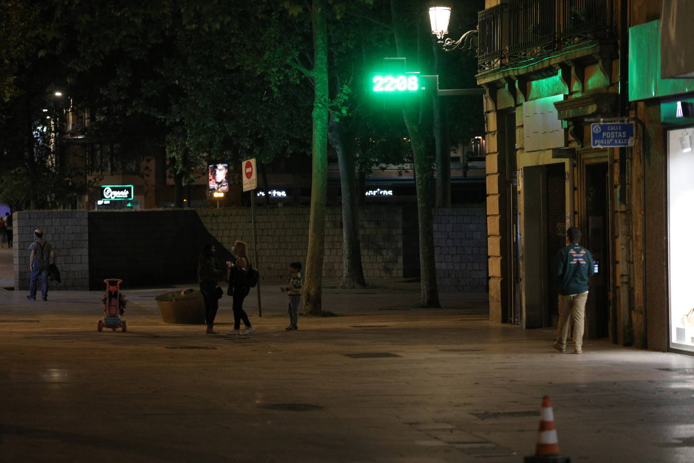 Fotos: Así ha vivido Vitoria el fin del estado de alarma