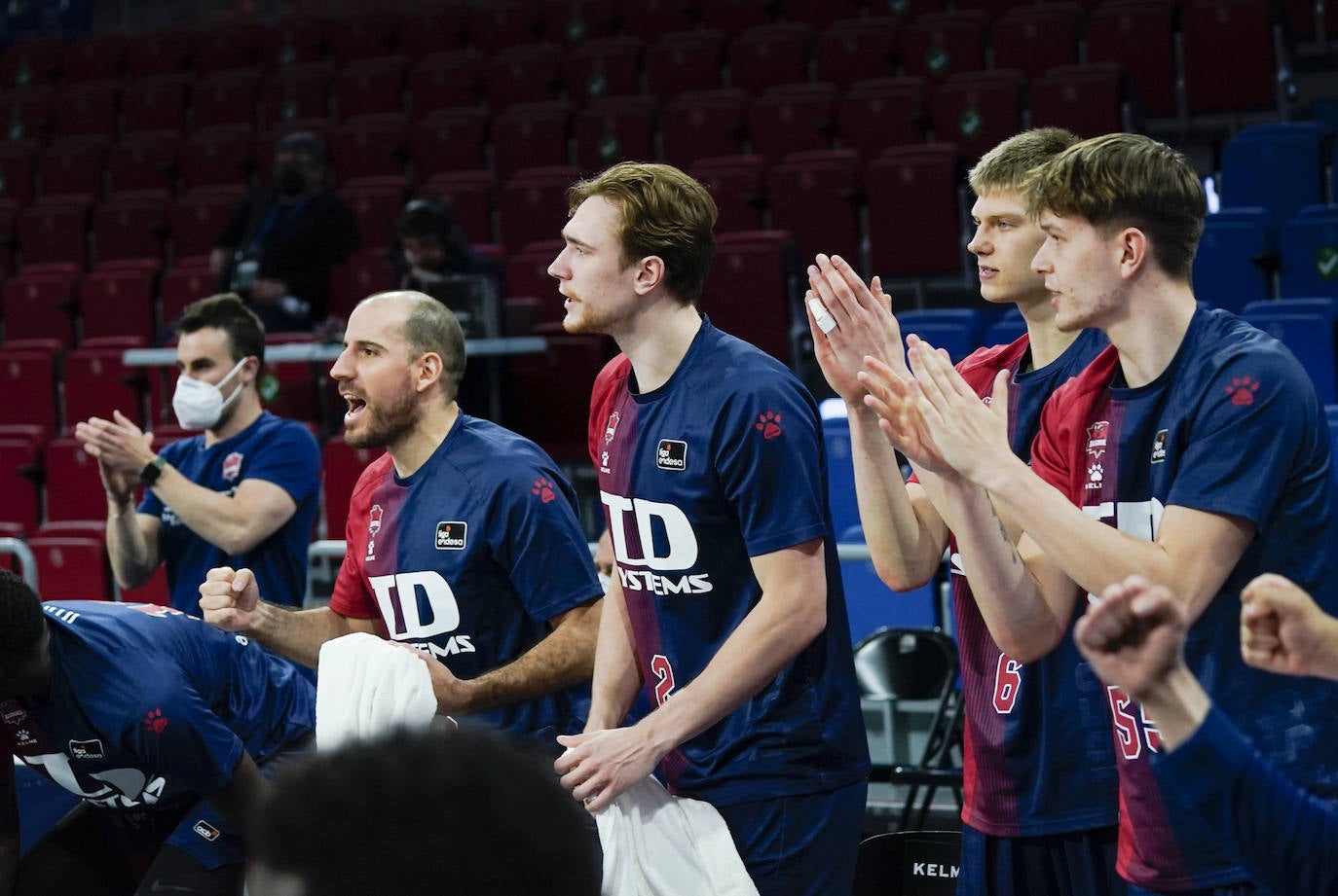 Fotos: Las mejores imágenes del Baskonia-Joventut