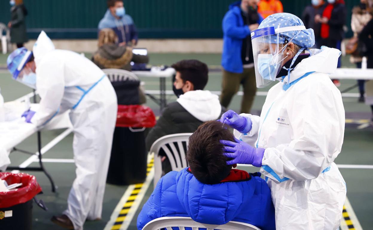 Datos Covid Euskadi: La epidemia mejora en Euskadi, pese a sumar 370 casos más