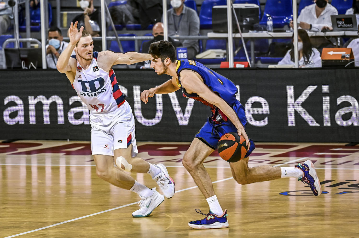 Fotos: Las mejores imágenes del Barça - Baskonia