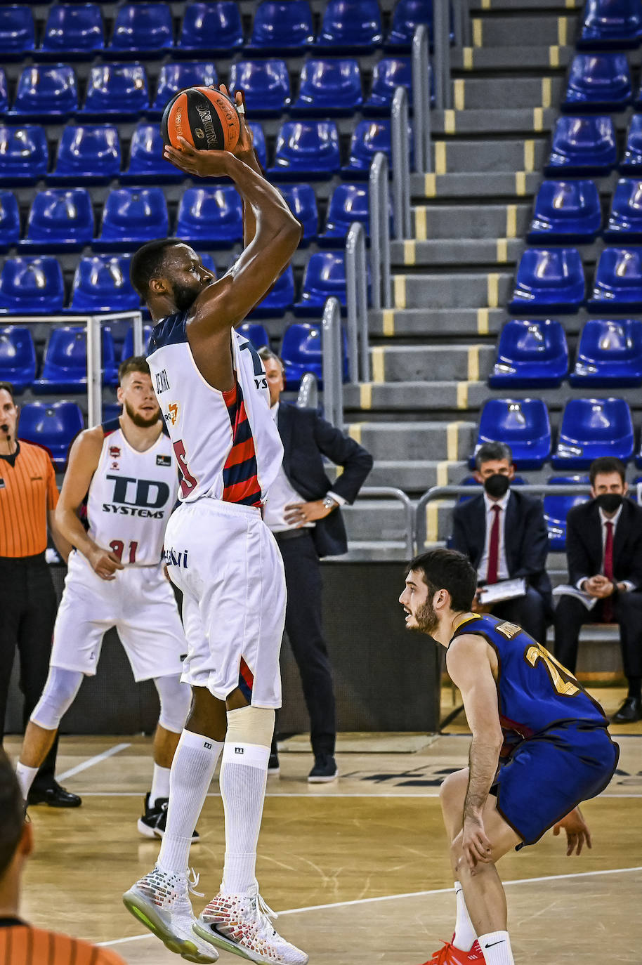Fotos: Las mejores imágenes del Barça - Baskonia